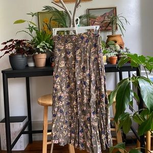 Vintage floral, button-up midi-skirt